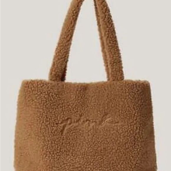 PINK Victoria's Secret Handbags - NWT Victoria’s Secret PINK Cozy Plush Tote Bag